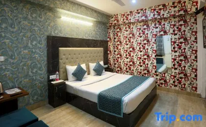 Hotel Emerald Suites At Delhi Airport