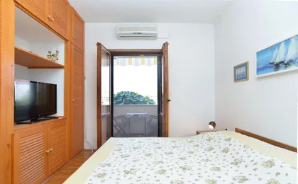 Apartment 1174