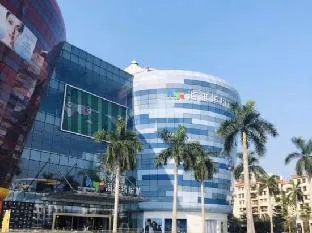 Yuelai Inn (Shenzhen Haiya Binfengcheng Xin'an Park Subway Station)