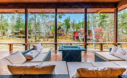 Mountain River Chalet