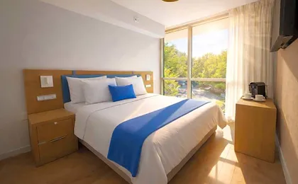 Dolce by Wyndham Miami Beach