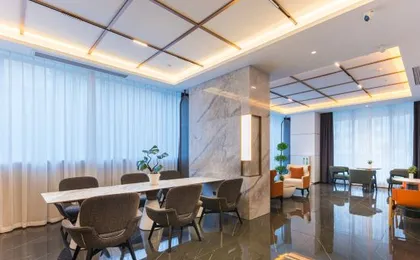 Madison Hotel Wuhan Jianghan Road Pedestrian Street Lihuangpi Road