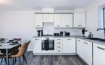 Gorton Place- Contractors & Families