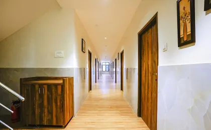 Fabhotel Moonlite Residency