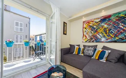 Ema 2BR apt. in old town centre