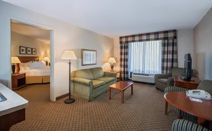 Holiday Inn Express & Suites Jackson - Flowood