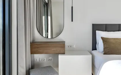 Modern Mediterranean Luxury Apartment