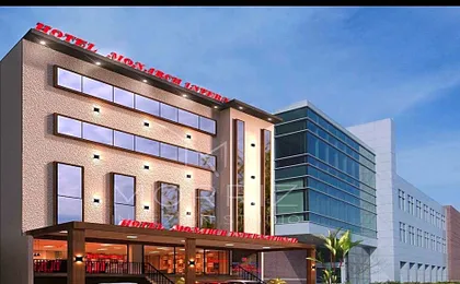 Hotel Monarch International