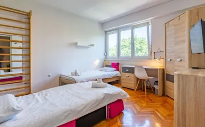 Artsea Apartment