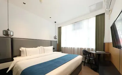 Shimoli Hotel (Shenzhen Bao'an Fanshen Subway Station)