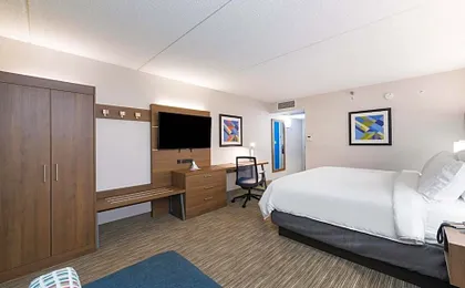 Holiday Inn Express Naperville By IHG