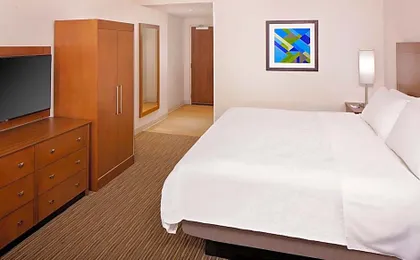 Holiday Inn Express & Suites Austin Downtown - University By IHG