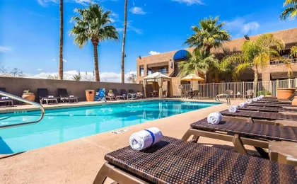 Best Western Innsuites Phoenix Hotel & Suites