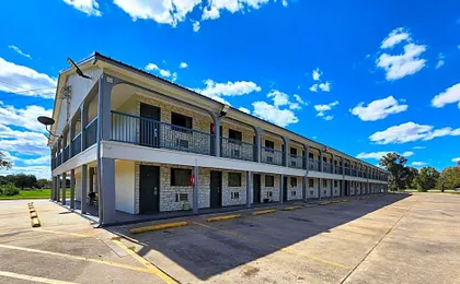 Scottish Inns and Suites Wharton TX