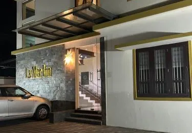 Capital O Hotel Royal Galaxy Finesse Near Phoenix Marketcity