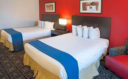 Quality Inn Brooklyn Center