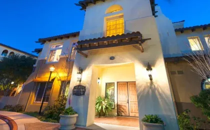 Bluebird Suites in Santa Clara