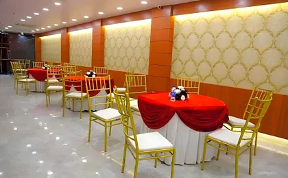 The Panash Hotel & Banquets