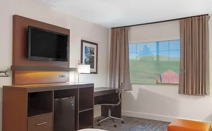 Ramada by Wyndham Spokane Airport