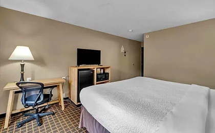 Super 8 by Wyndham Warner Robins