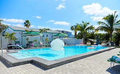 The Pearl Cabana Club