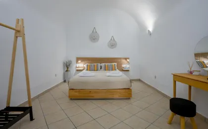 Angeleve Villa with Private Jacuzzi