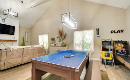 Smoky Mtn Home w/ Hot Tub: 10 Mi to Dollywood!