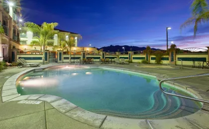 Holiday Inn Express & Suites Tucson Mall