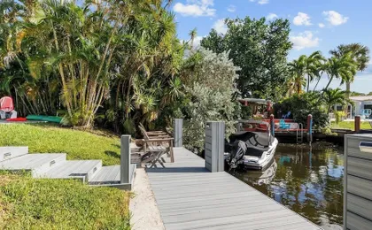 Soleil Breeze by Avantstay Pool + Canalfront Home + Outdoor Dining Canal Deck + Kayak 10 Mins to the Beach