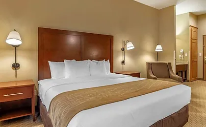 Comfort Inn Warrensburg Station