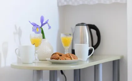 Lorelai Apartments