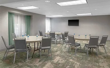 Homewood Suites By Hilton Columbus/Airport