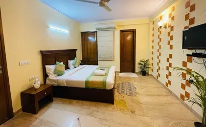 Fortune Home Service Apartment 4Bhk D-36