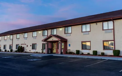 Super 8 by Wyndham Campbellsville Ky