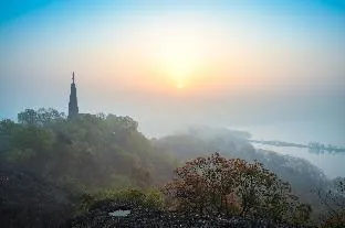 Atour Light Hotel Hangzhou West Lake Lakeside Qinghefang