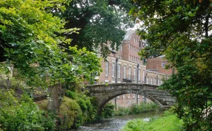 Beautiful 6 Bedrooms Holiday Home Near Manchester