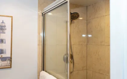 Sleeps 10 Direct Beach Heated Pool
