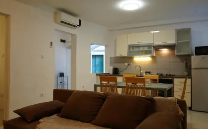 Sea Breeze Studio Apartment, 30m To Pebble Beach, Central Stobrec with Summer Amenities