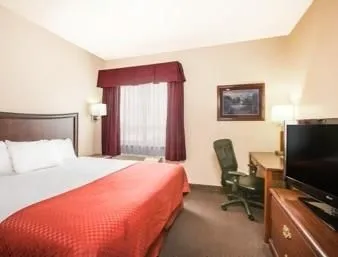 Baymont Inn and Suites Clute