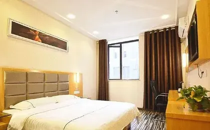 Kaiyue Hotel (Wuhan Vanke Emerald Binjiang)