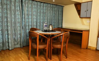 Lofty Seasons Service Apartments