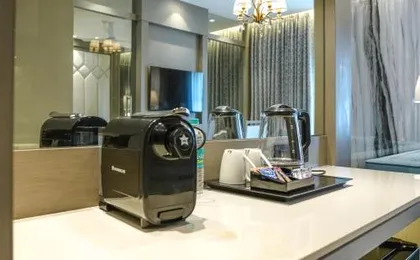 Instafeel Hotel