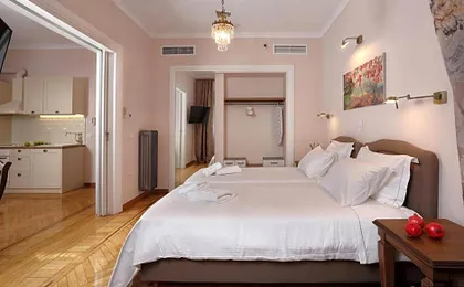V1935 Luxurious Apartments