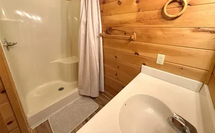 Silver Maple Summit 2 Bedroom Cabin