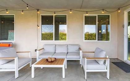 Luxe Indio Stay w/ Pool, Tiki Bar & Fire Pit Near Coachella Longfellow