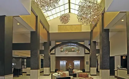 DoubleTree By Hilton Hotel Norfolk Airport
