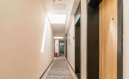 GreenTree Express Hotel (Beijing Dongcheng Beixinqiao Subway Station Guijie)
