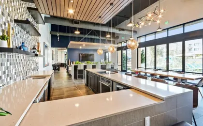 Global Luxury Suites in Menlo Park