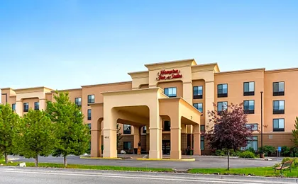 Hampton Inn & Suites Fairbanks