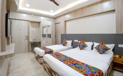 Fabhotel Wooden Park
